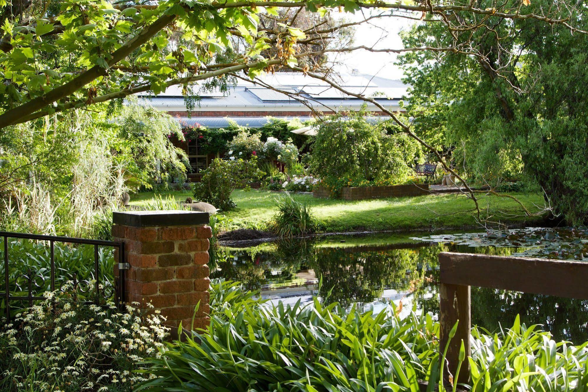 Holly Lane Mews Motell Yarra Glen Exteriör bild